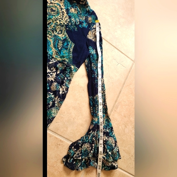 Free People Women's Lady Luck‎ Printed Long Bell Sleeve Tunic Dress   Sz M - Picture 10 of 15